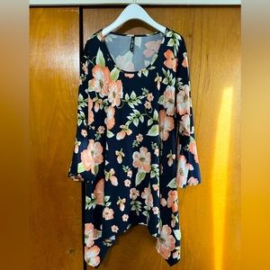 Navy blouse with pink flower print. Size 4X.